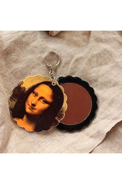 baddin aksesuar Monalisa Round Cut Keychain - with Cover and Mirror