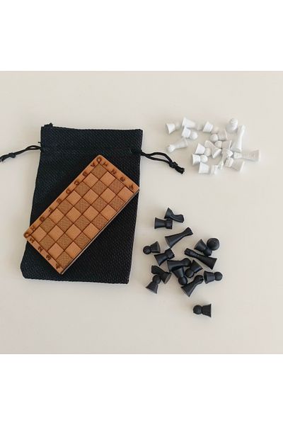 İLGİNÇ ÜRÜNLER MARKETİ Portable Gift Mini Chess Set - Pocket Chess Small Chess Set