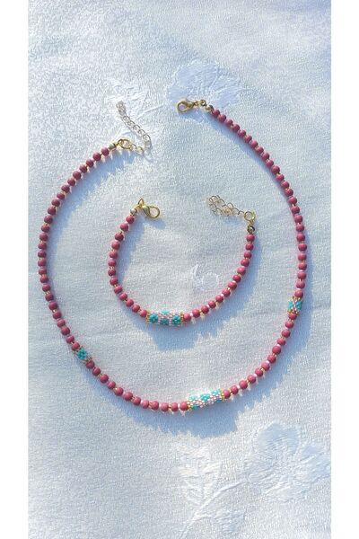 Atolye Ferda سوار مضفر من حجر الفيروز الوردي وميوكي - مجموعة قلادات