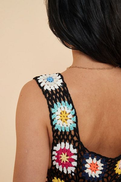 FASHION COCKTAIL Φούντες με κρόσσια 2 σειρές Πολύχρωμη τετράγωνη πλεκτή μποέμικη παραθαλάσσια μπλούζα χωρίς φόδρα
