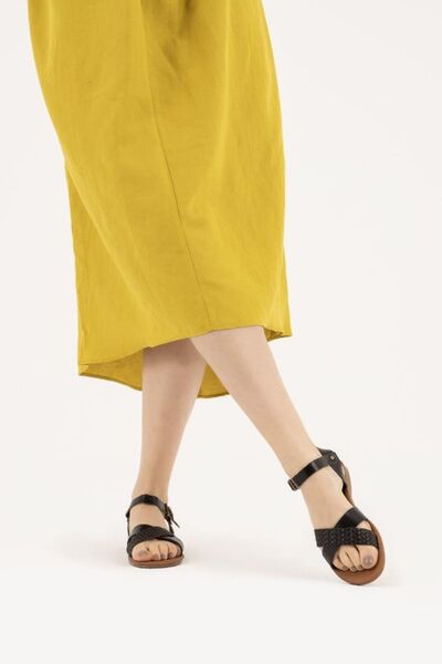 CZ London Genuine Leather Women's Sandals Slippers Cross Knit Banded Flat Comfortable