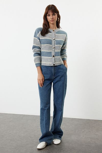 Trendyol Collection Crew Neck Gray Knitwear Cardigan - Soft Texture, Color Block Twoaw25Hi00279