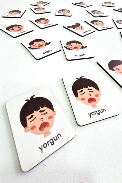 metafortoys 24 Pieces Wooden Feelings - Matching and Intelligence Game Cards