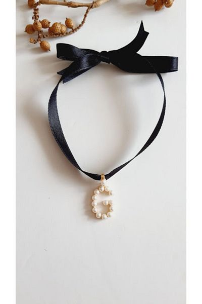 PETEK AKSESUAR Letter G Style Pearl Ribbon Choker Necklace