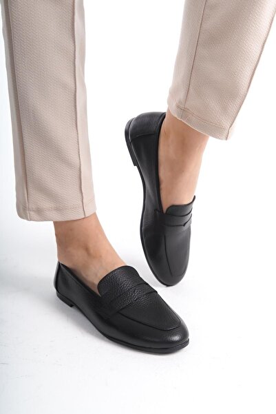 CZ London Дамски мокасини от естествена кожа с гъвкави подметки и катарама