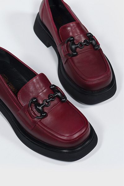 TUNAELLİ Pantofi de damă din piele naturală cu cataramă bordeaux închis, numărul 36-41