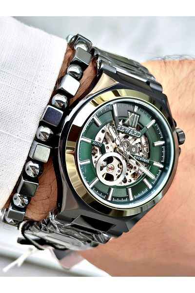 Reward Men's Wristwatch - Black Color, Steel Case and Mechanism Detail + Bracelet