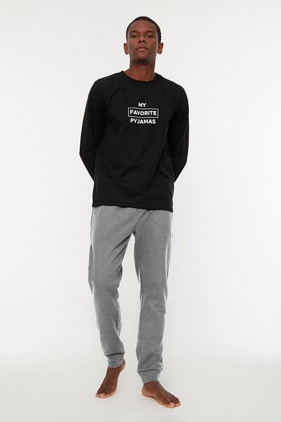 Trendyol Collection Мъжка плетена пижама - черна, нормална кройка, щампа - TMNAW22PT0759