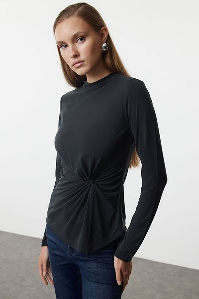 Trendyol Collection Asymmetrische Strickbluse mit Rundhalsausschnitt - 100 % Modal, Kordelzug-Detail, Anthrazit TWOAW25BZ00116