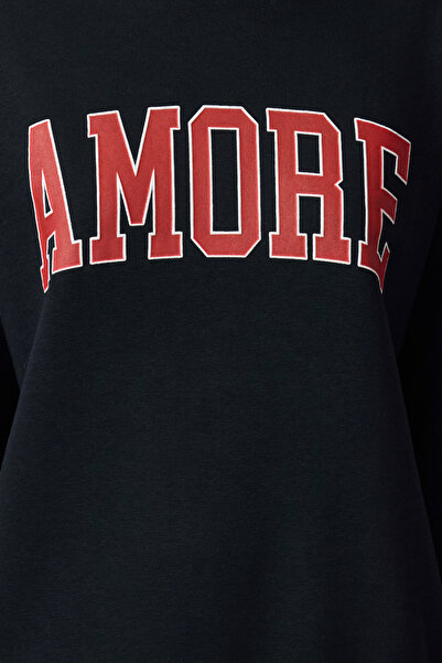 Trendyol Collection Navy Blue Fleece Oversize Slogan Vyšívaná pletená mikina - TWOAW25sw00031