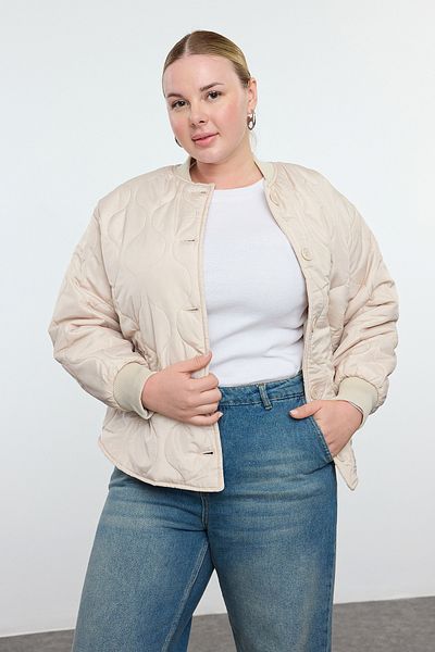 Trendyol Curve Gemusterte beige gesteppte Bomberjacke - Loose Fit TBBAW25AW00003