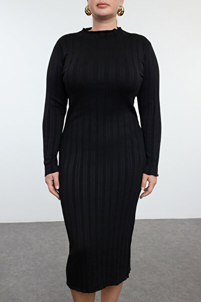 Trendyol Curve Sukienka dzianinowa Premium Corded Black Knitwear - kołnierzyk typu stójka TBBAW25AH00023