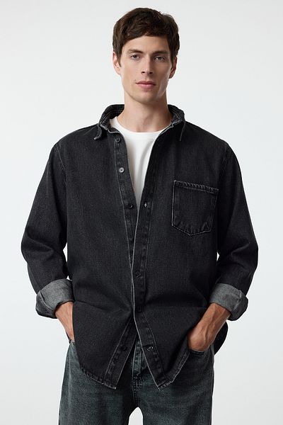 Trendyol Collection Anthrazitfarbene Denim-Hemdjacke im Regular Fit für Herren - TMNAW25CE00001