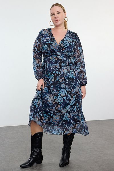 Trendyol Curve Langes Kleid mit Ballonärmeln und Punkten – mehrfarbig, zweireihiger Kragen und Futter mit Gürtel