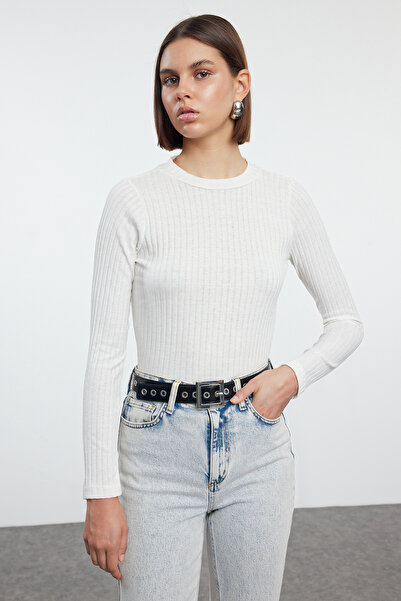 Trendyol Collection Crew nyakú fekete és ekrü kötött blúz - 2 db-os csomag, normál szabású TWOAW25BZ00066