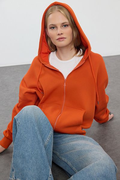 Trendyol Collection Ziegelfarbenes, übergroßes Fleece-Sweatshirt mit Kapuze und Reißverschluss - TWOAW21sw0840