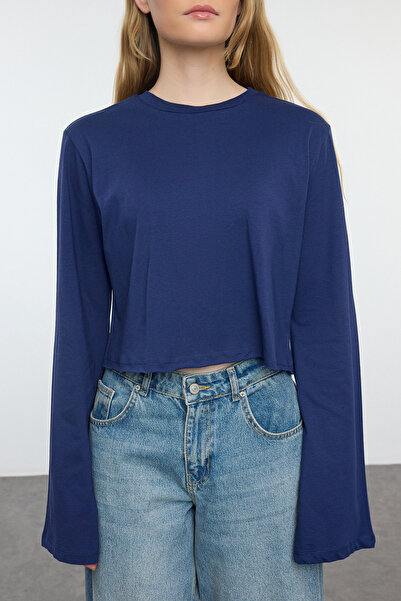 Trendyol Collection Námořnické modré tričko Crop Crew Neck – 100% bavlna, široký střih TWOAW22TS0042