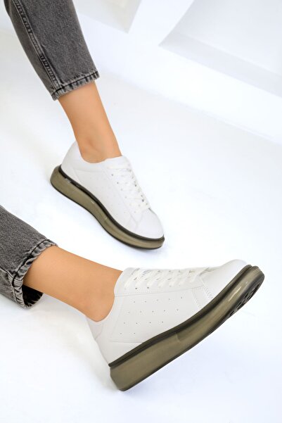 SOHO Dámské bílé tenisky – model 19507