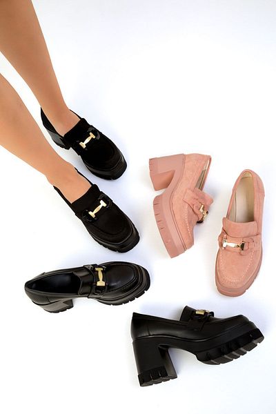 SOHO Schwarze klassische Damenschuhe mit Absatz 19509
