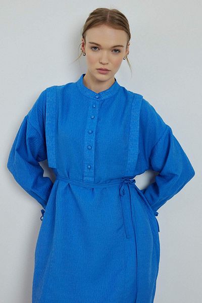 Hooopstore Φόρεμα Saks Blue με υφή - Λεπτομέρεια μανίκι