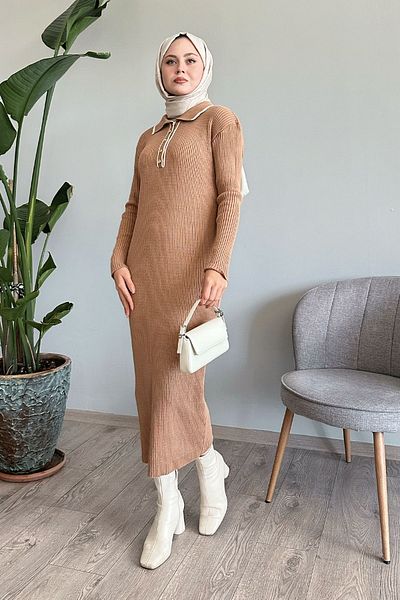 InStyle Φόρεμα πλεκτό καμηλό - Γιακάς με ραβδώσεις