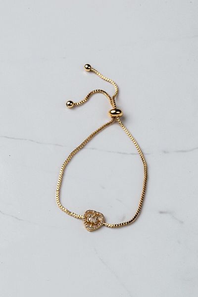 Gigi Zircon Heart Patterned Bracelet