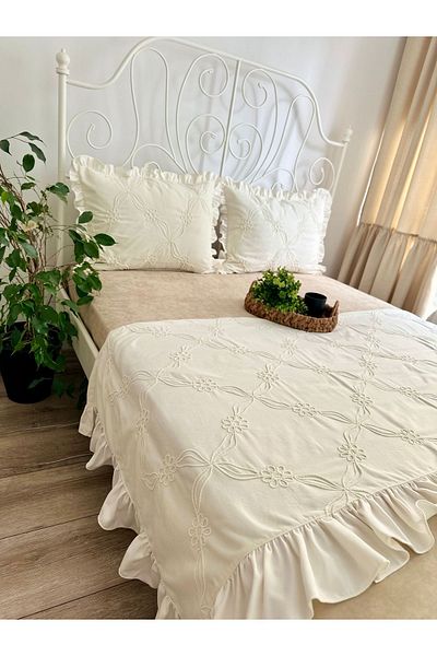 Decamor home Design Model Embroidered Ruffle Detailed Ecru Bed Runner Set Ruffle Bedspread