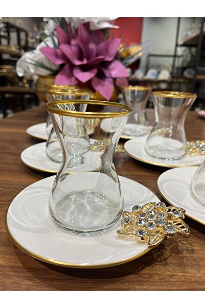 Paşabahçe PANDORAN'S BOX WITH PORCELAIN PLATE WITH PASHABAHÇE CUP SPECIAL PRODUCTION BROOCH 6 PERSON TEA Cup SET