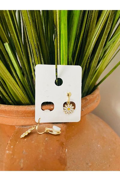 1PARÇAMAVİ White Daisy Clip Non-Perforated Children's Earrings - Nipping Children's Earrings