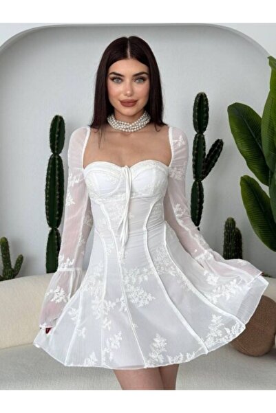GibiyoWear ASTERIA Beyaz Tül Vintage Dantel Mini Elbise