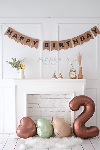 Partifabrik Kraft Siyah Happy Birthday Kırlangıç Model Duvar Doğumgünü Süsü