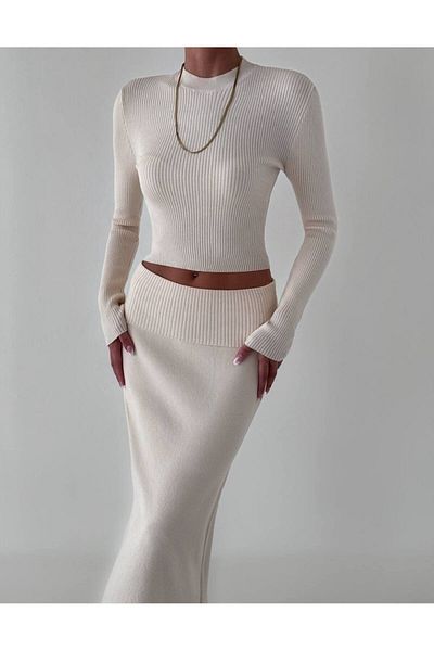 My Blog Stretchy Fitted Cream Knitwear Skirt and Blouse Set