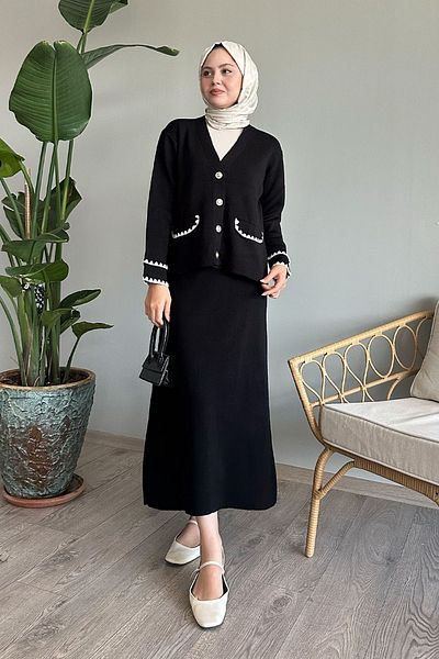 InStyle Black Knitwear Set - Skirt with Stitching Detail