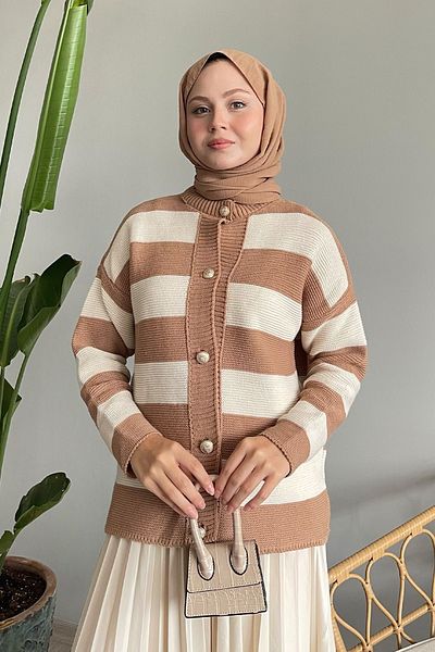 InStyle كارديجان تريكو الجمل - مخطط سميك