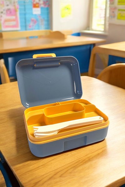 Kavi Entegre Plastik Lunch Box with 5 Compartments and 2 Layers Lock Lid