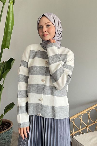 InStyle Grauer Strickcardigan - mit goldenen Knöpfen und Streifen