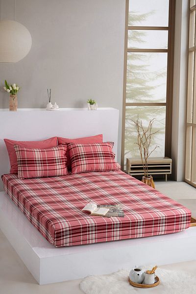 KetraHome Maljuna Bohemo - Red Plaid Elastic Sheet Set
