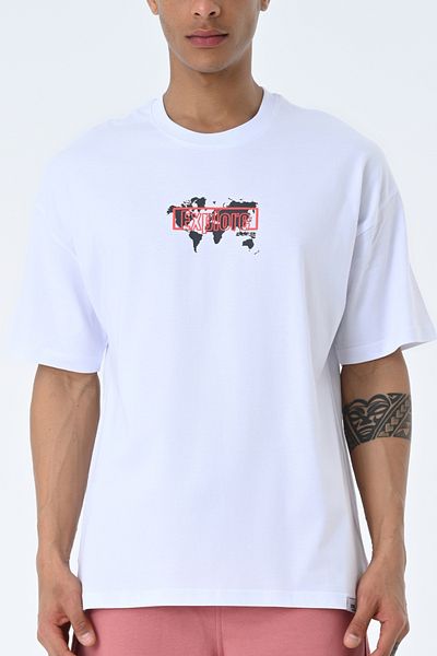 AMAZING CRASH Tricou alb unisex cu imprimeu oversize cu decolteu