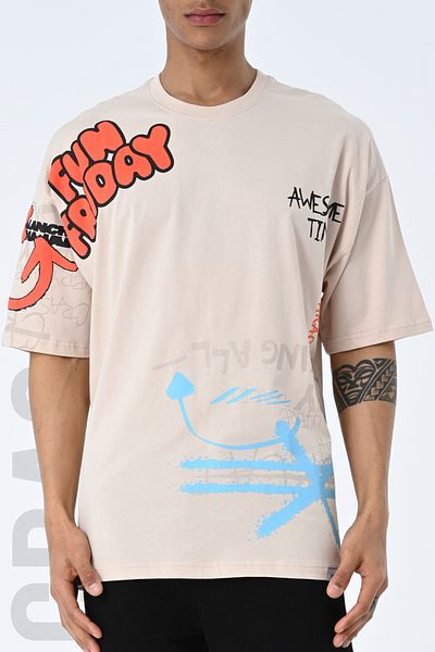 AMAZING CRASH Μπεζ μπλουζάκι Unisex με στάμπα με λαιμόκοψη Oversize