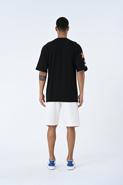 AMAZING CRASH Μαύρο μπλουζάκι Unisex με στάμπα με λαιμόκοψη Oversize
