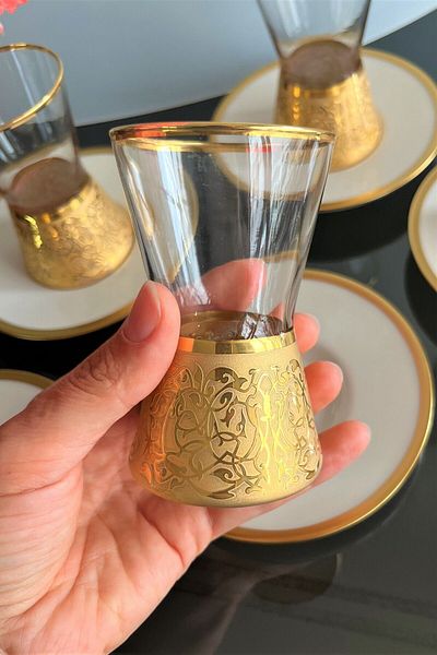 DECOSTYLE Lava Deep Handcrafted Pattern Embroidered Porcelain Plate Gold (24 Carat) Tea Set