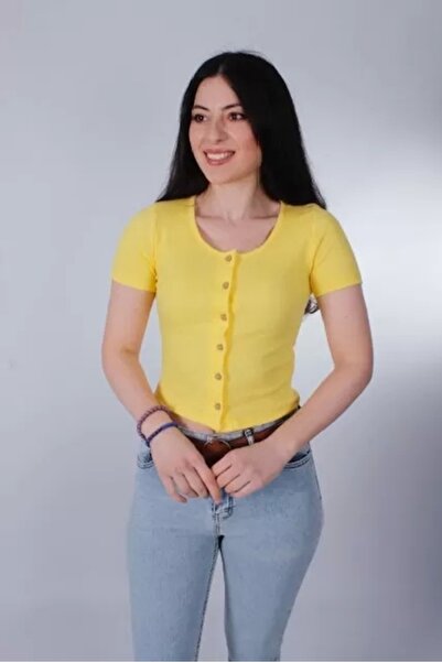 ayakuydur Kadın Düğme Detaylı Kısa Kollu Sarı Triko T-shirt