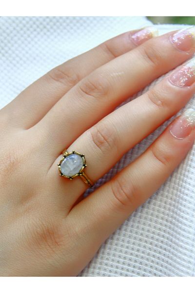 esha Antique Modeled Natural Stone Moonstone - Adjustable Women's Ring Euy38Ay