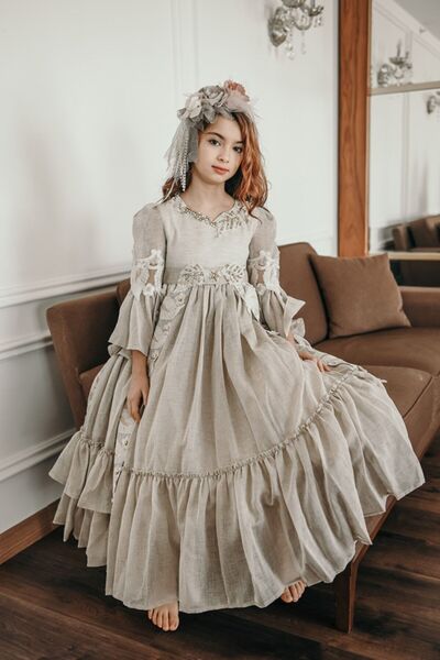 MIALORA EXCLUSİVE By Emel Ebru Özdemir Özel Tasarım Uzun Taç Aksesuarlı Kız Ç...