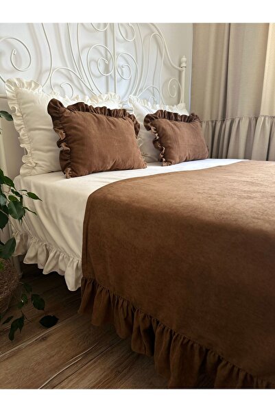 Decamor home Brown Bed Runner and Inner Filled Throw Pillow Set 3 Pieces(Bedspread Not Included)