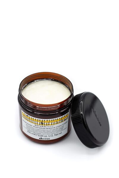 Davines Nourishing Vegetarian Miracle Acai Berry Oil Hair Shine Conditioner 250 ml 269kuatto