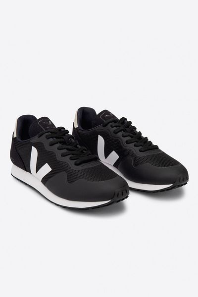 VEJA Sneakers Modell Rt 0102698 - Bequem und stilvoll