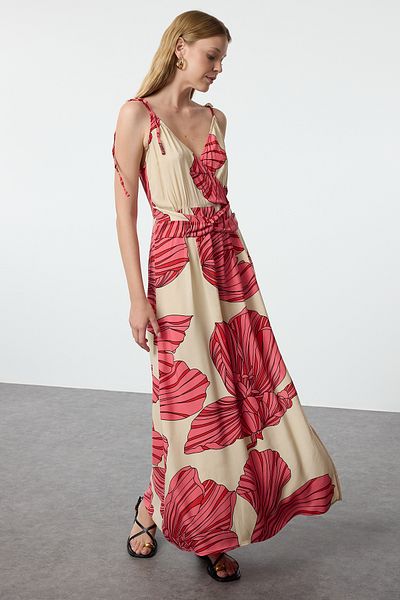Trendyol Collection Pomegranate Flower Patterned - Double Breasted Maxi Dress with Slit Detail TWOSS23EL01892