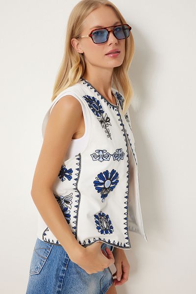 Happiness İstanbul Ecru-Leinenweste – Blaue Stickerei, QS00008