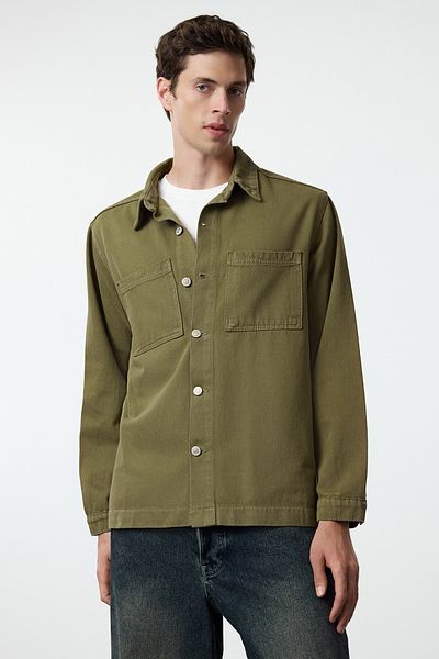 Trendyol Collection Dvojité kapsy v khaki barvě 100% bavlna Regular Fit džínová bunda - TMNAW23CE00013